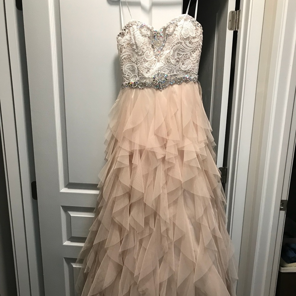 Ball gown